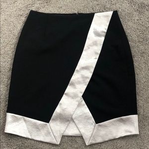 Banana republic black and gold skirt